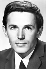 Станислав Любшин